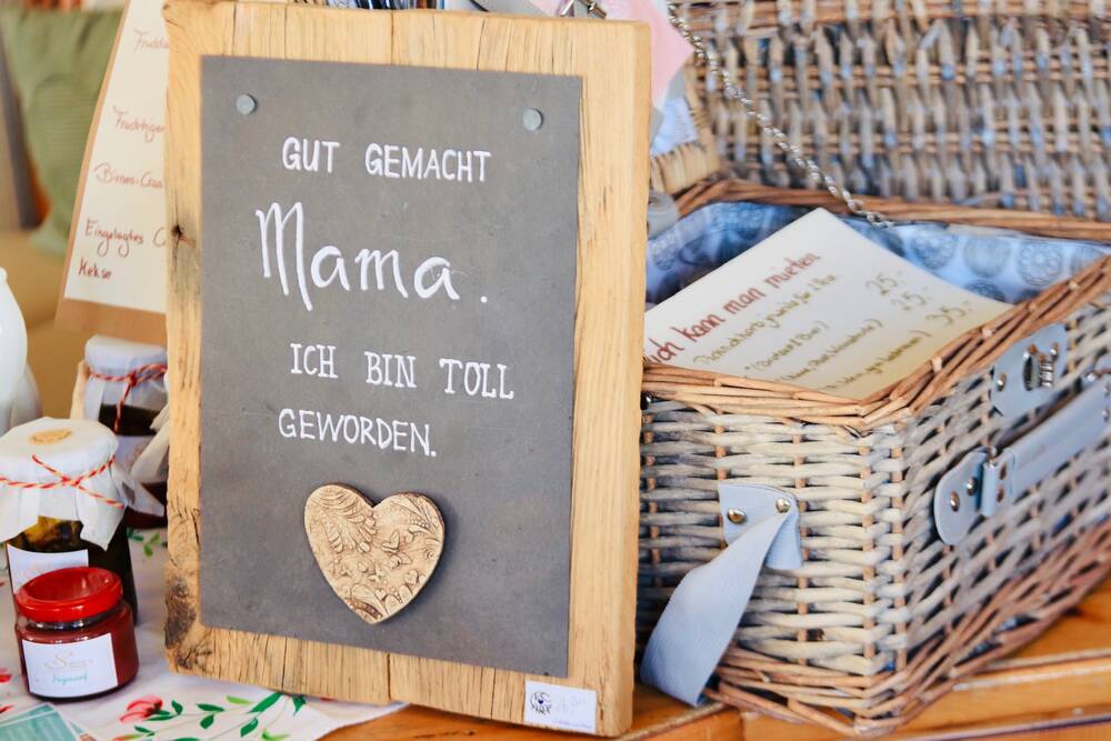 Altholzschilder mit Steinplatten Mama